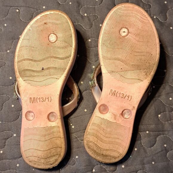 Bling flip flops size medium 13/1 - Picture 2 of 3